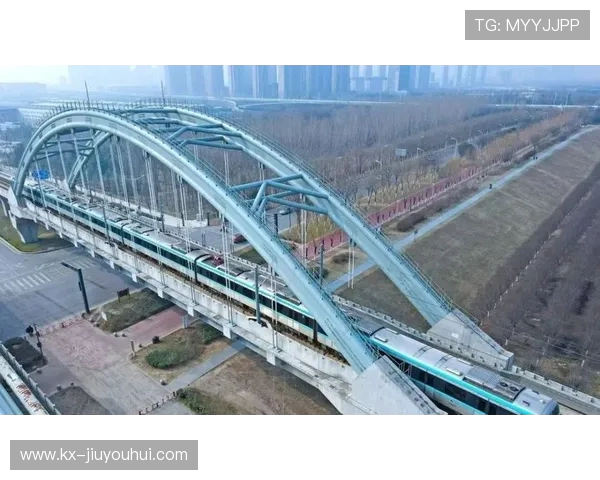 地铁足球列车打造城市活力新空间推动体育文化与公共交通融合发展